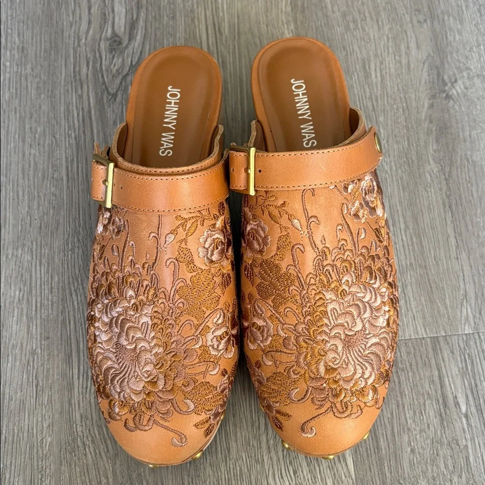 Johnny Was Mono leather Clog Tonal size 8.5 Retail $198 - Picture 5 of 13